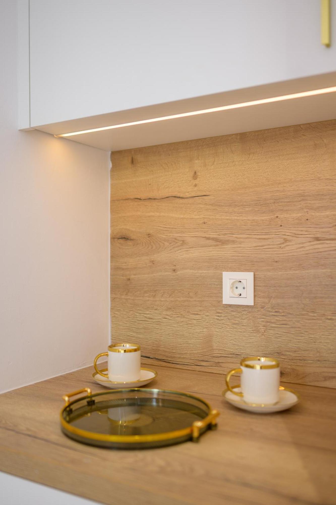 Crown Apartments Zagreb Bagian luar foto
